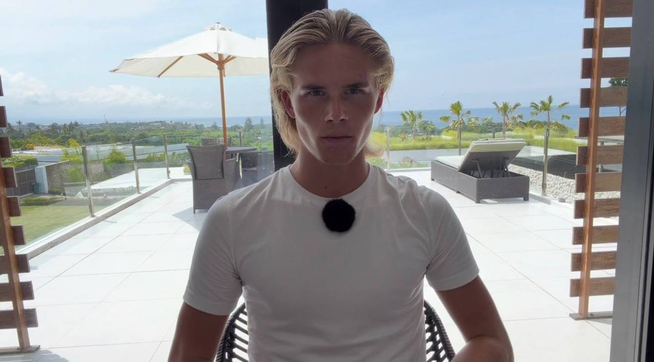 Andreas after the MUUG Protocol, age 22